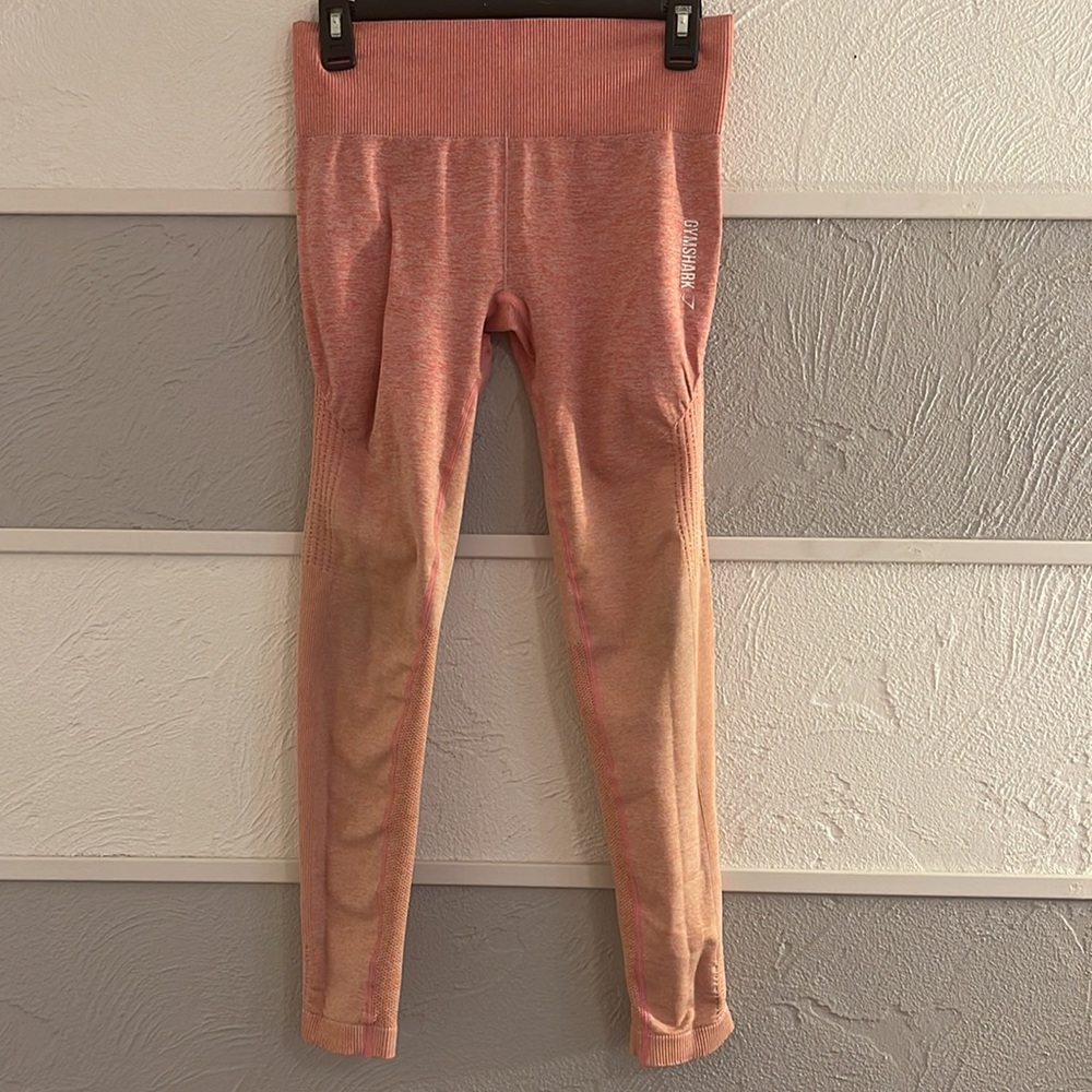 Gymshark 3pc Ombr Set - image 4